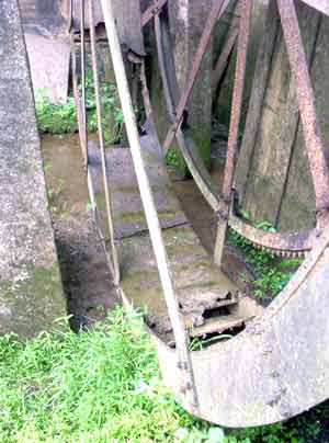 Old Tharpe Mill Wheel